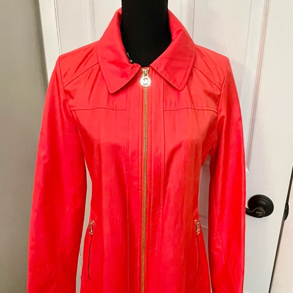 Michael Kors Raincoat🧡 - Picture 3 of 10